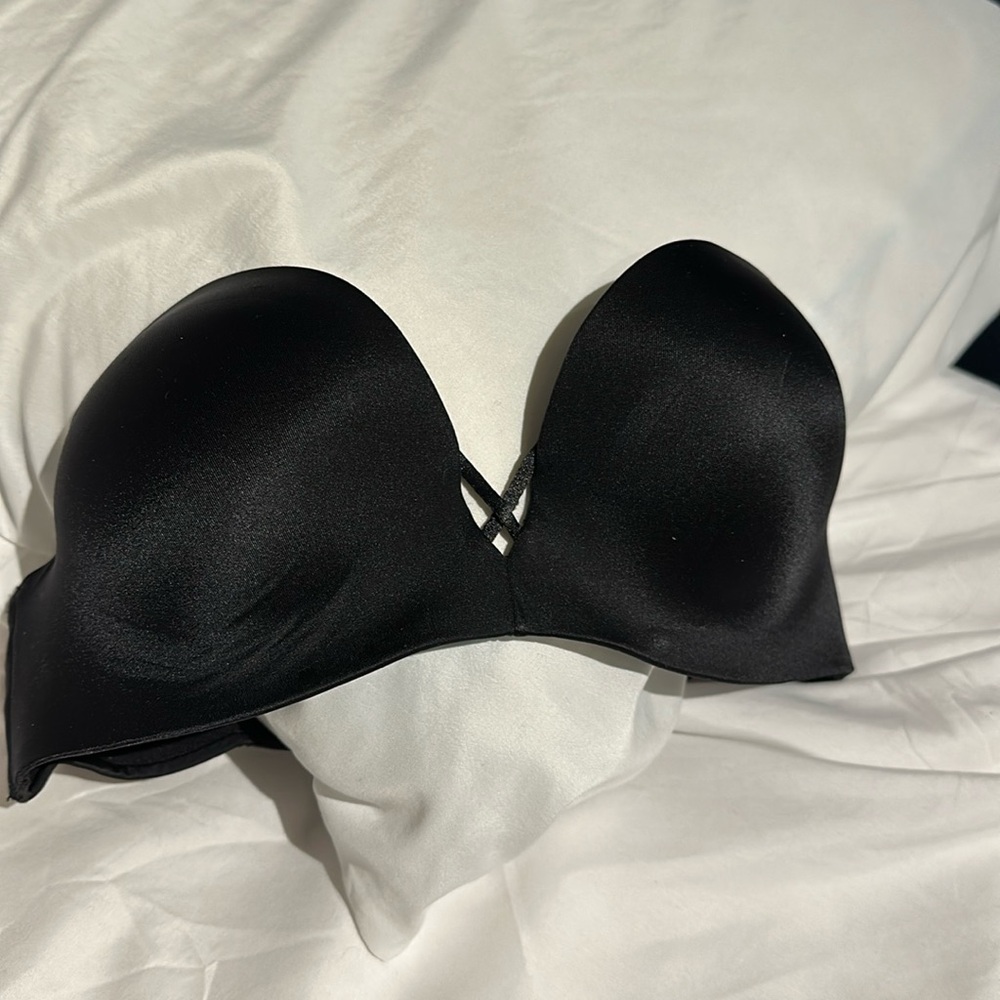 VS Miraculous padded strapless bra